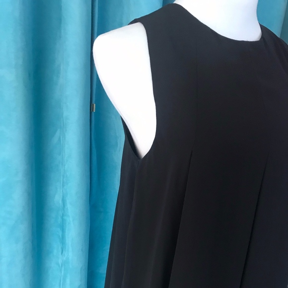 BCBG Generation Black flowing dress size M ....NWT - Picture 4 of 8